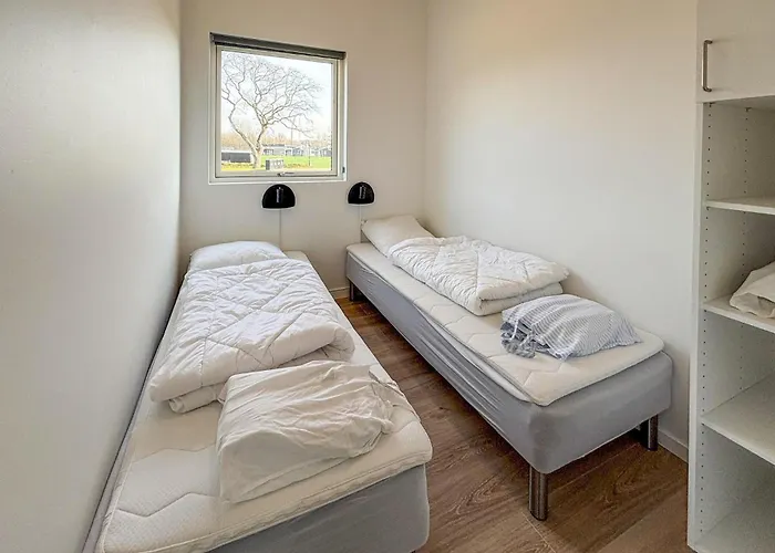 2 Bedroom Cozy In * 바이엔