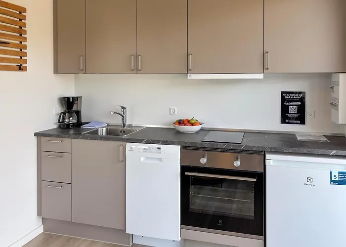 아파트 2 Bedroom Cozy In 바이엔